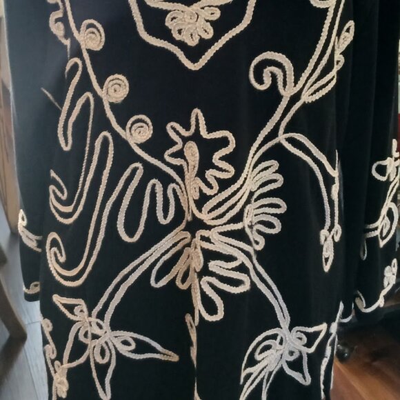 Objects D'art Black & White Embroidered Top/Tunic Size XL - Picture 12 of 14